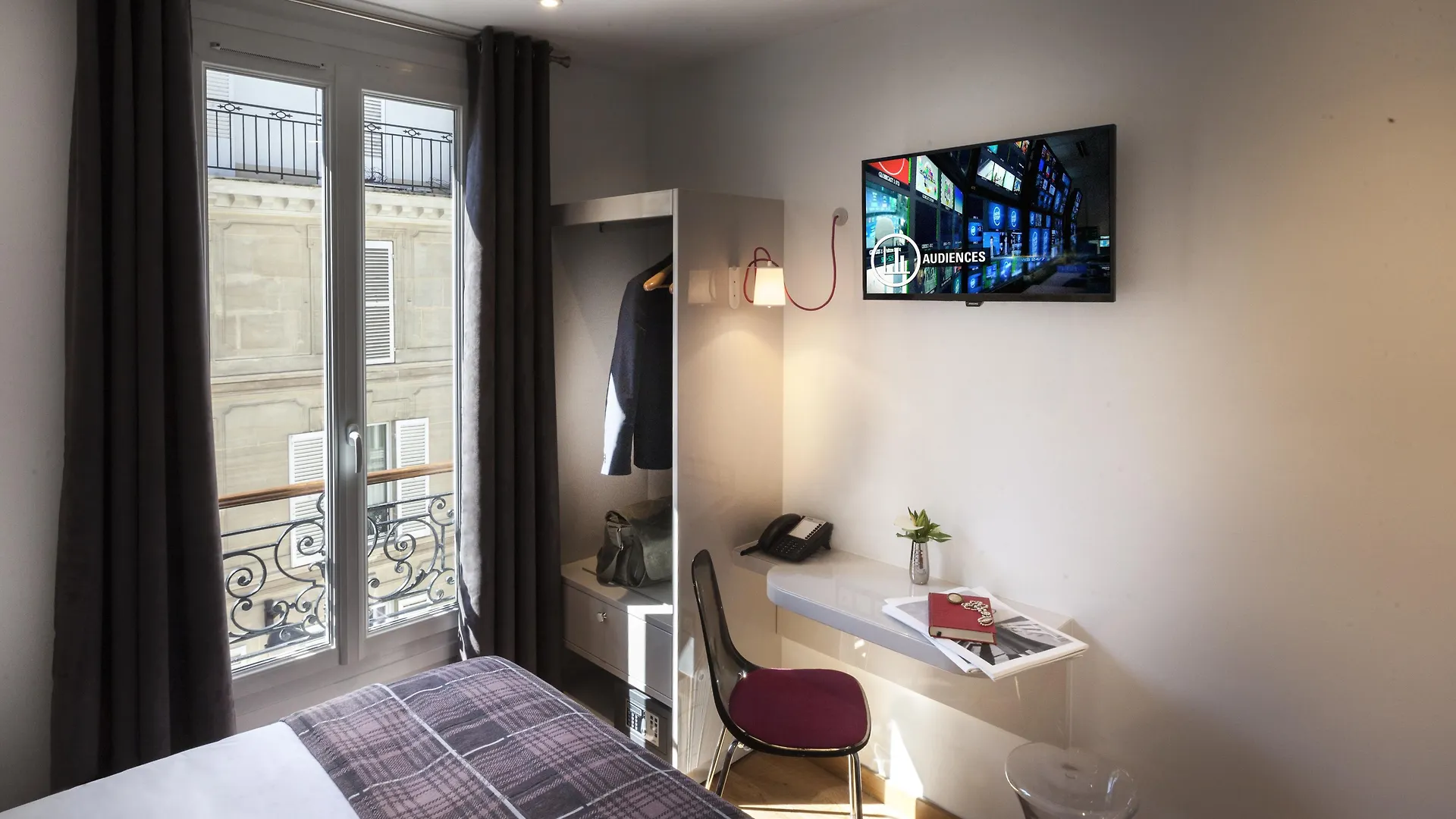 Hotel Le Mireille Paris