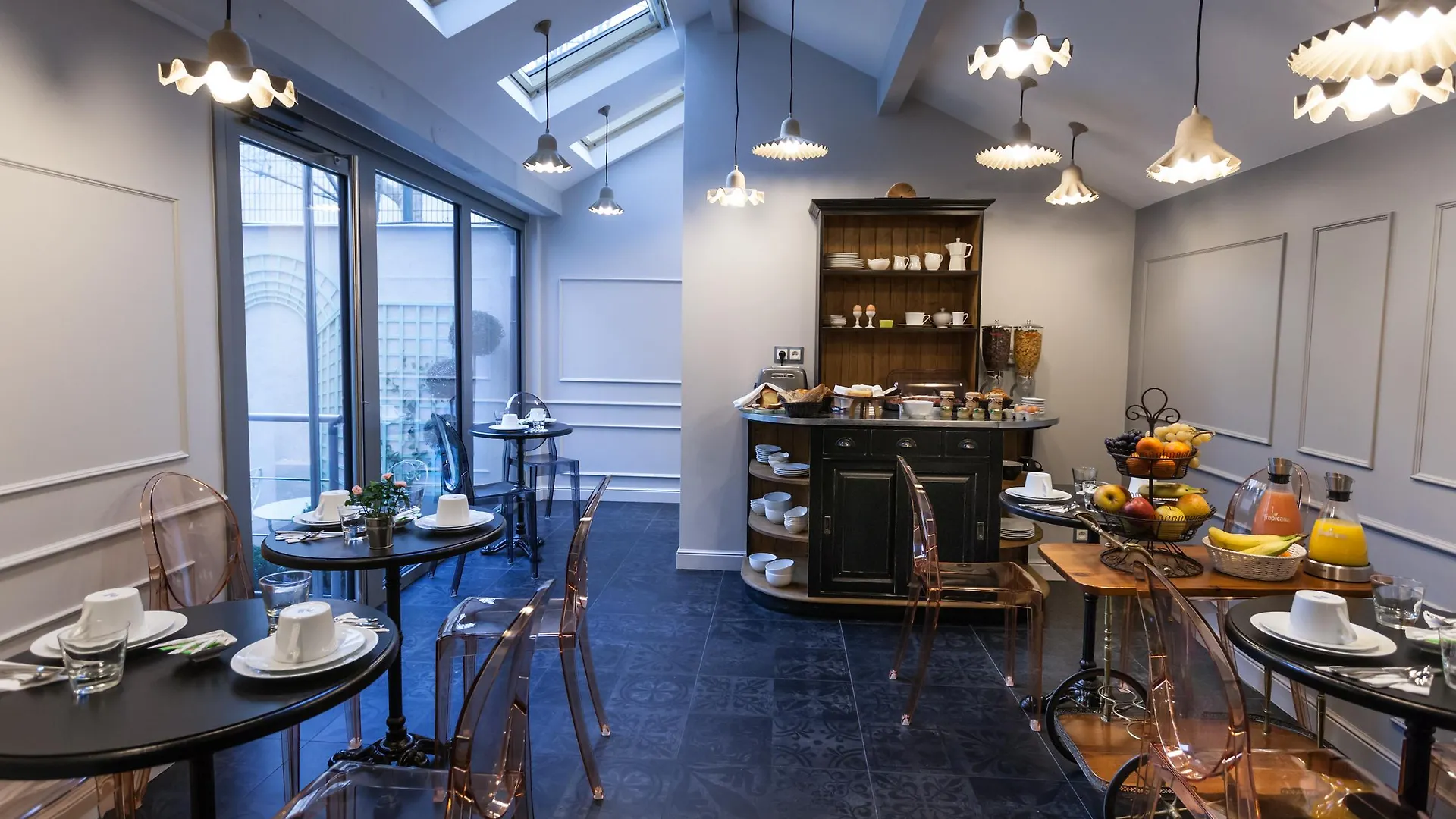 Hotel Le Mireille Paris