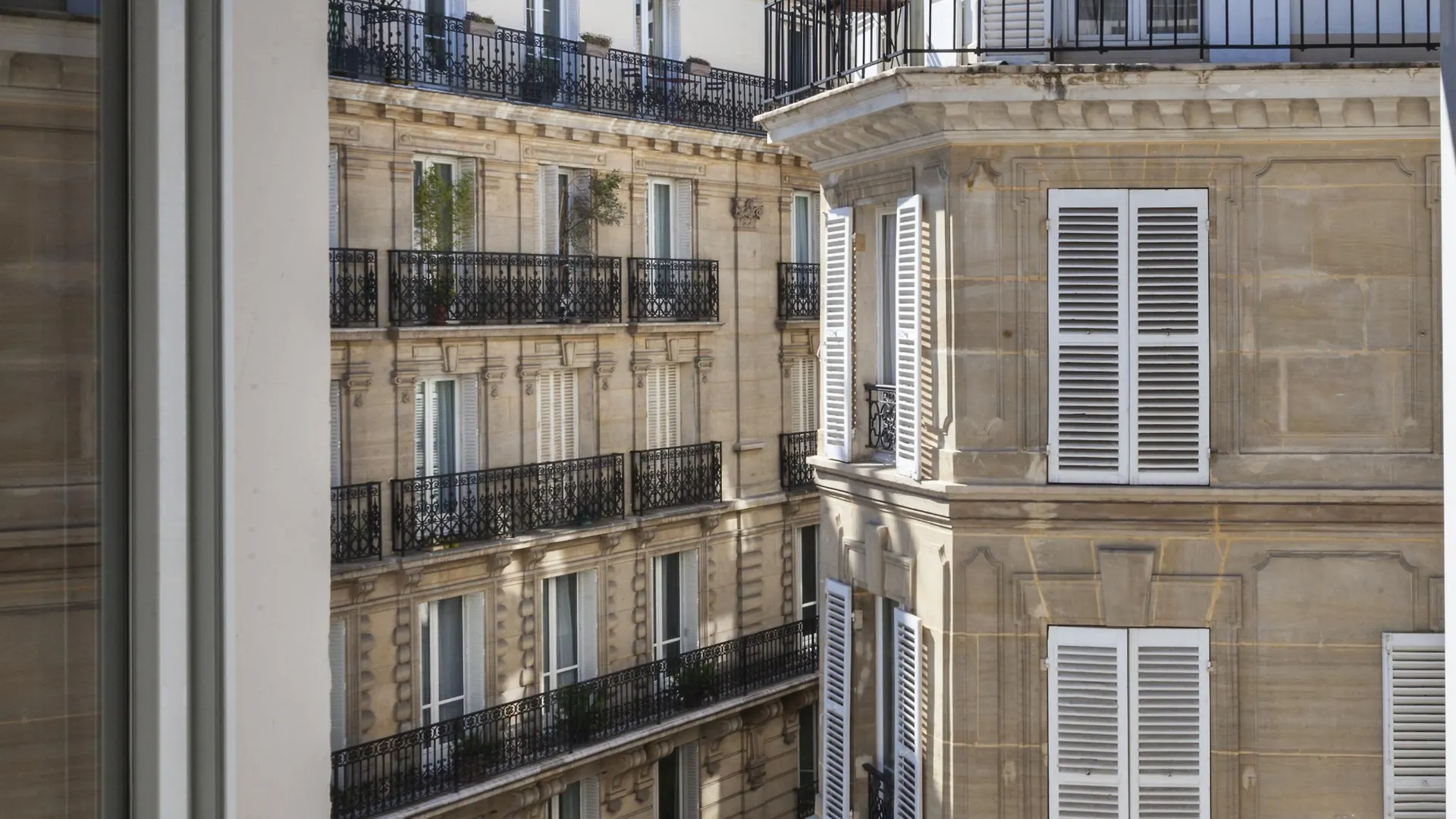 Le Mireille Hotel 3*