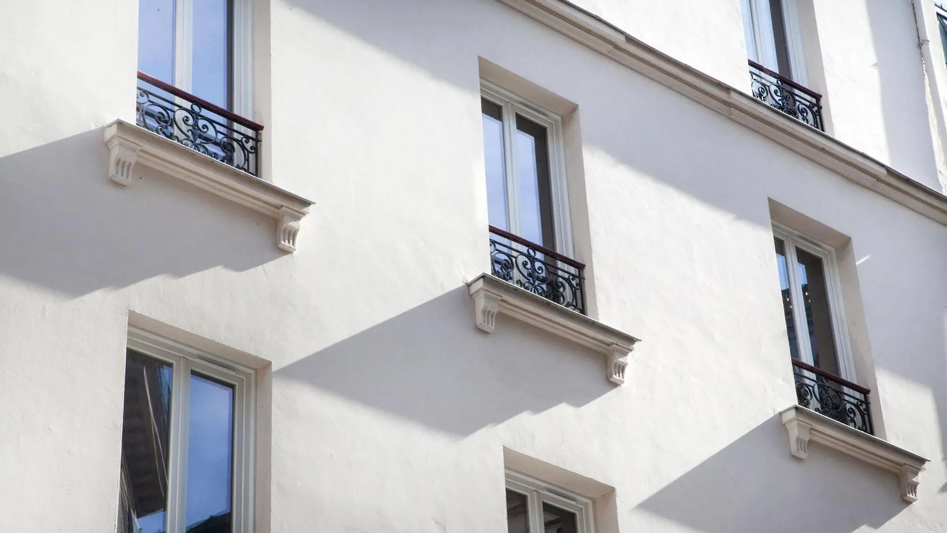 Le Mireille 3* Paris